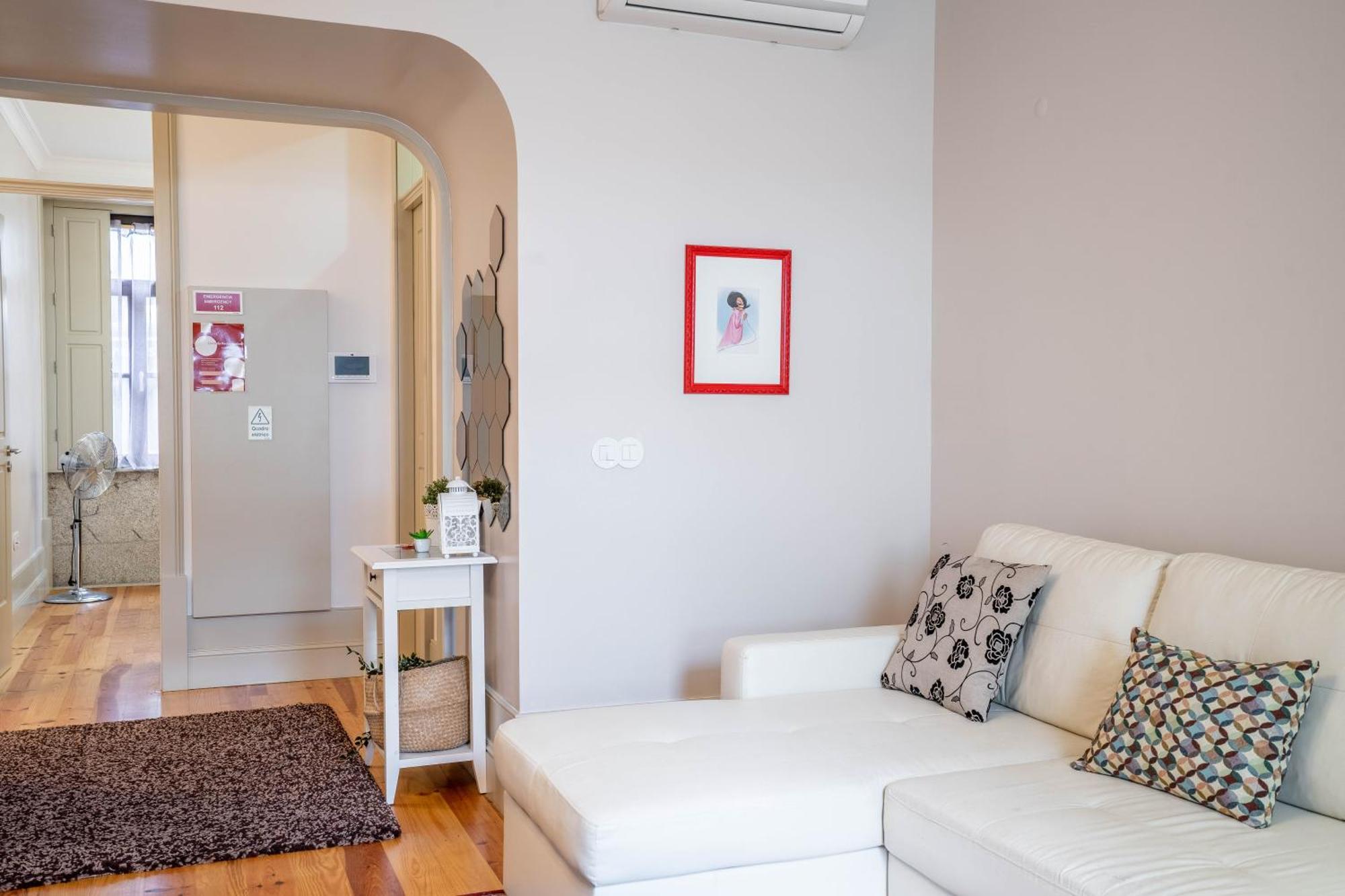 Porto Unique: 1Br W/ Private Patio By Lovelystay Exterior photo