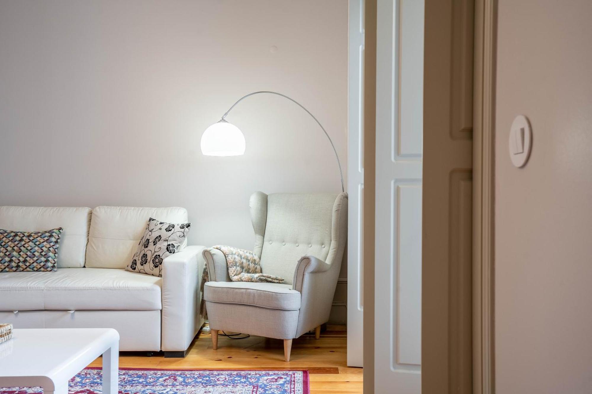 Porto Unique: 1Br W/ Private Patio By Lovelystay Exterior photo